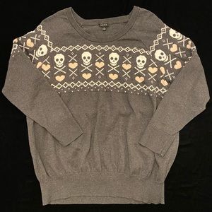 Skulls and Hearts Gray Torrid Sweater Size 1